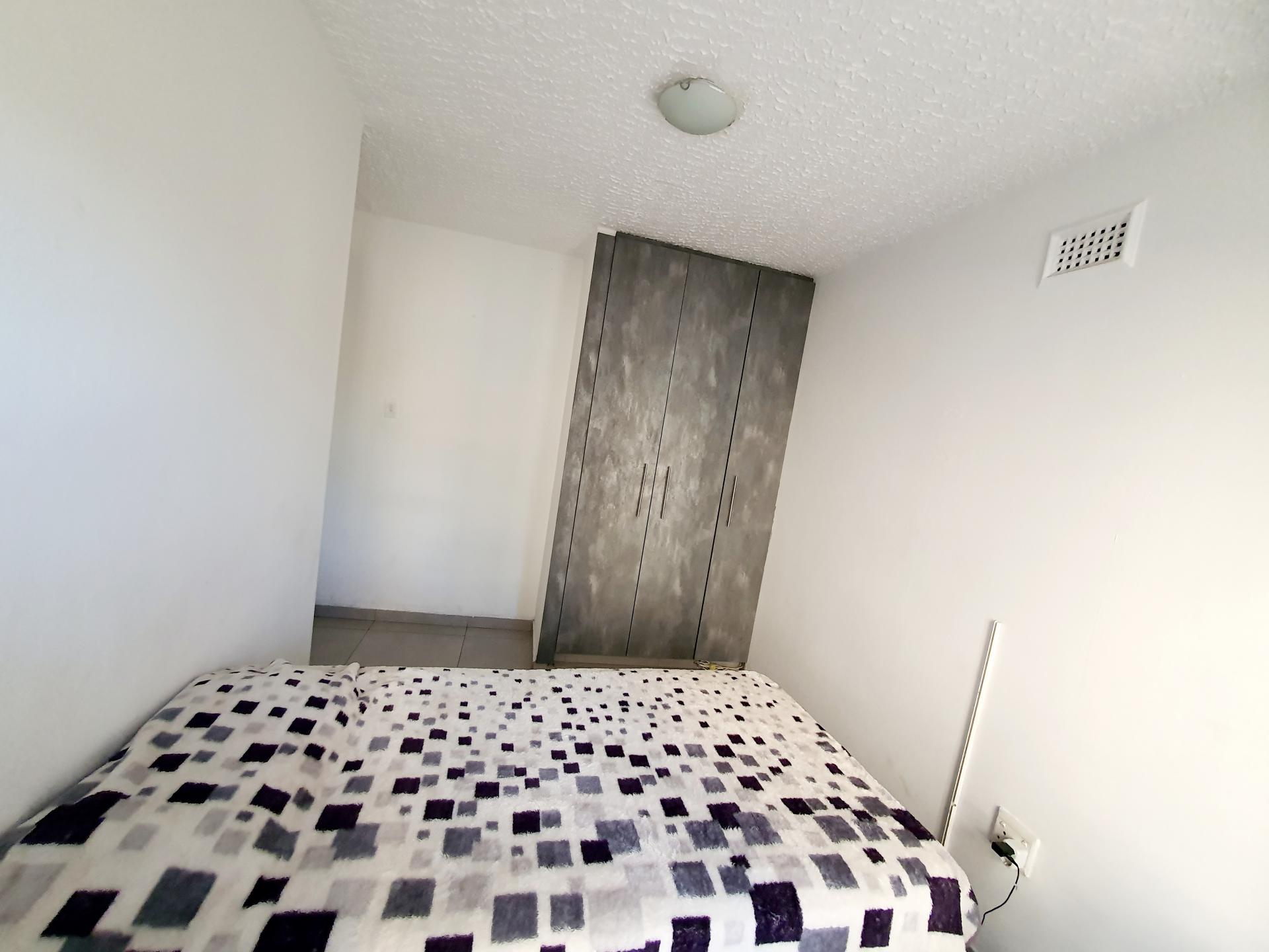 of property in Montclair (Dbn)