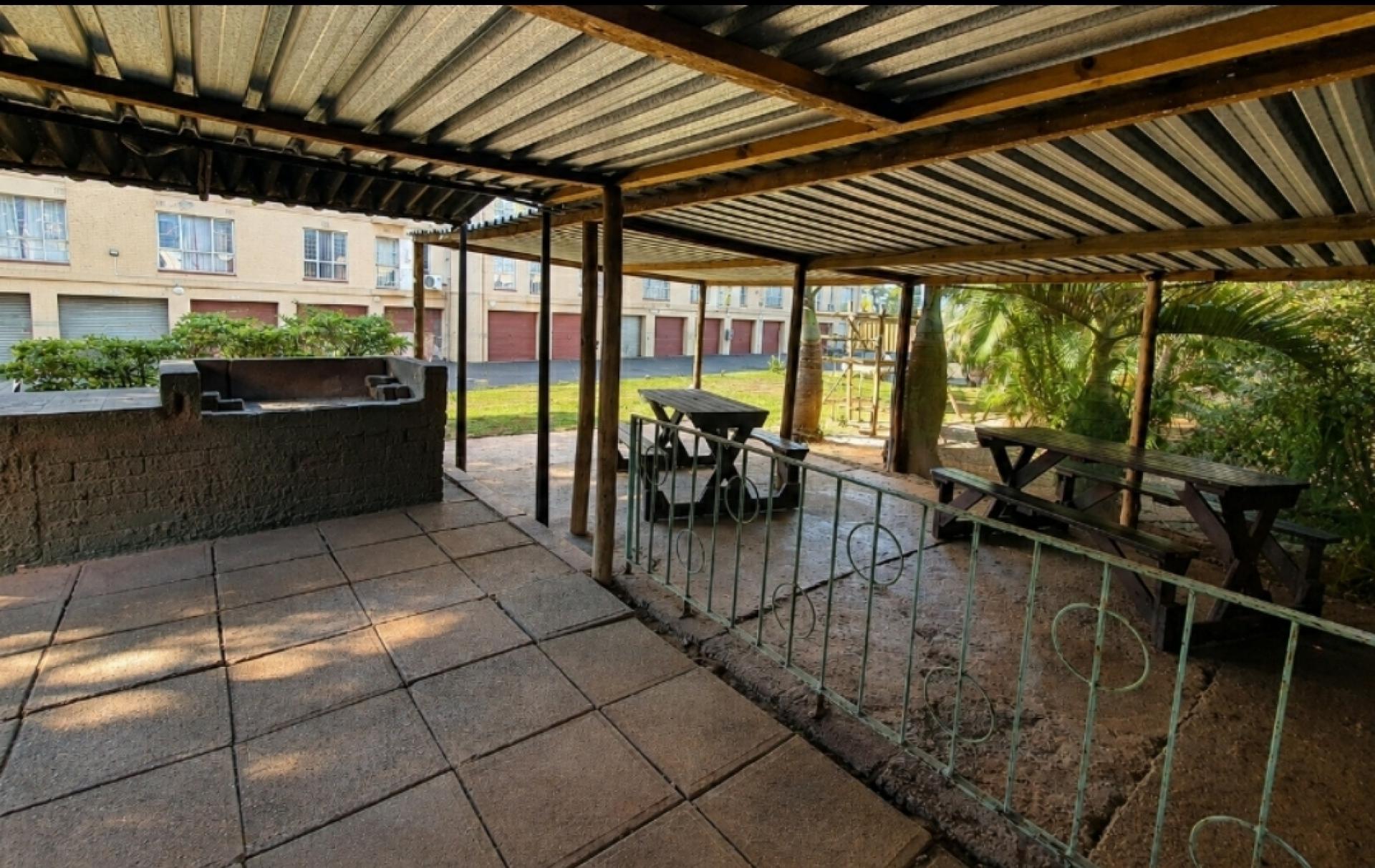  of property in Montclair (Dbn)