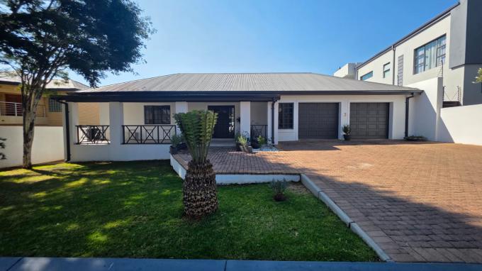5 Bedroom House for Sale For Sale in Bendor - MR718144