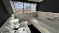 Bathroom 2 of property in Florida