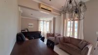 Lounges - 27 square meters of property in Florida