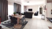Dining Room of property in Mount Edgecombe 