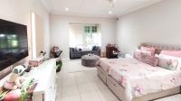 Main Bedroom of property in Mount Edgecombe 