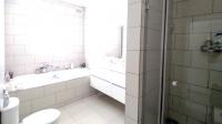 Main Bathroom of property in Mount Edgecombe 