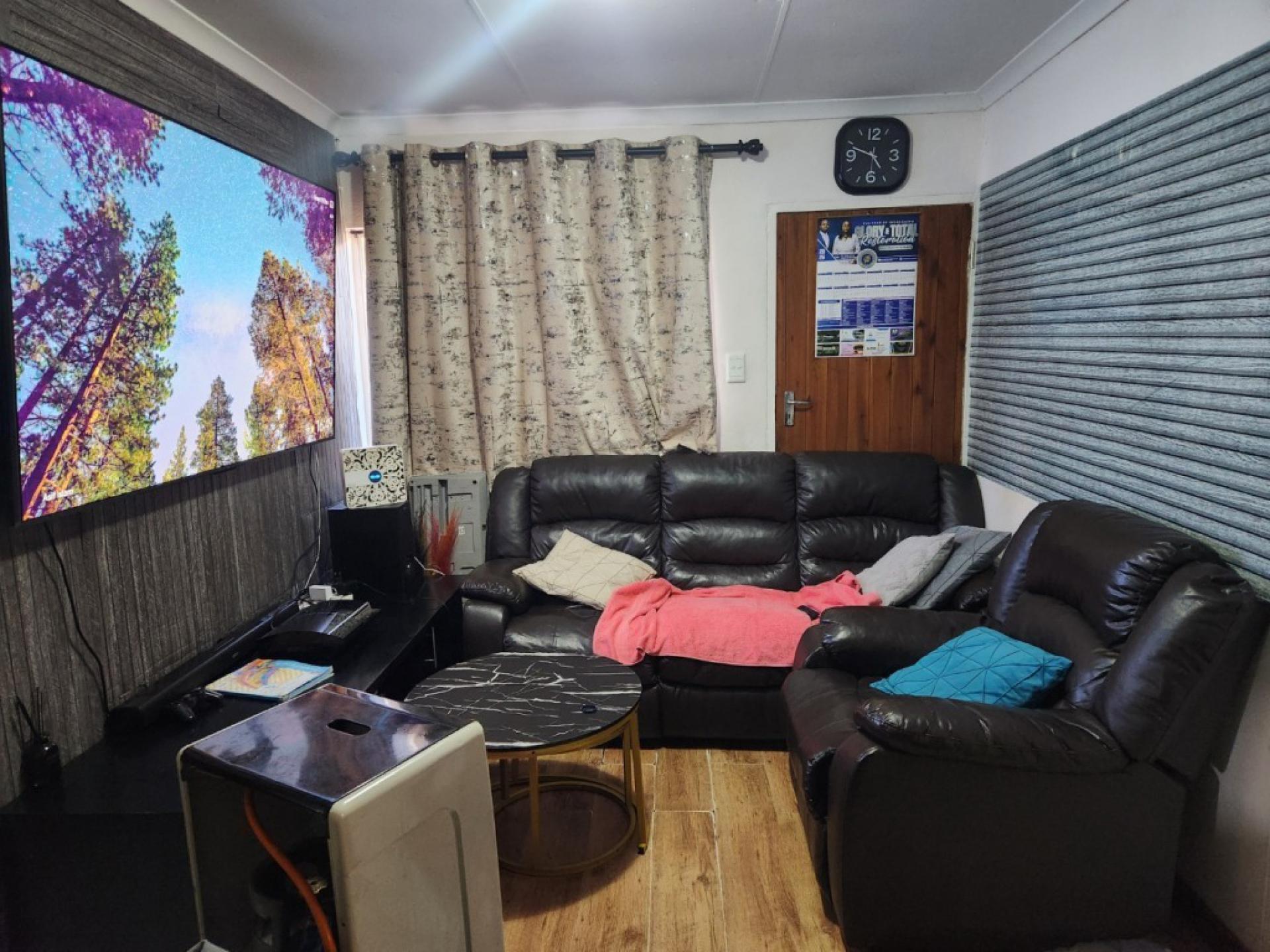  of property in Windmill Park