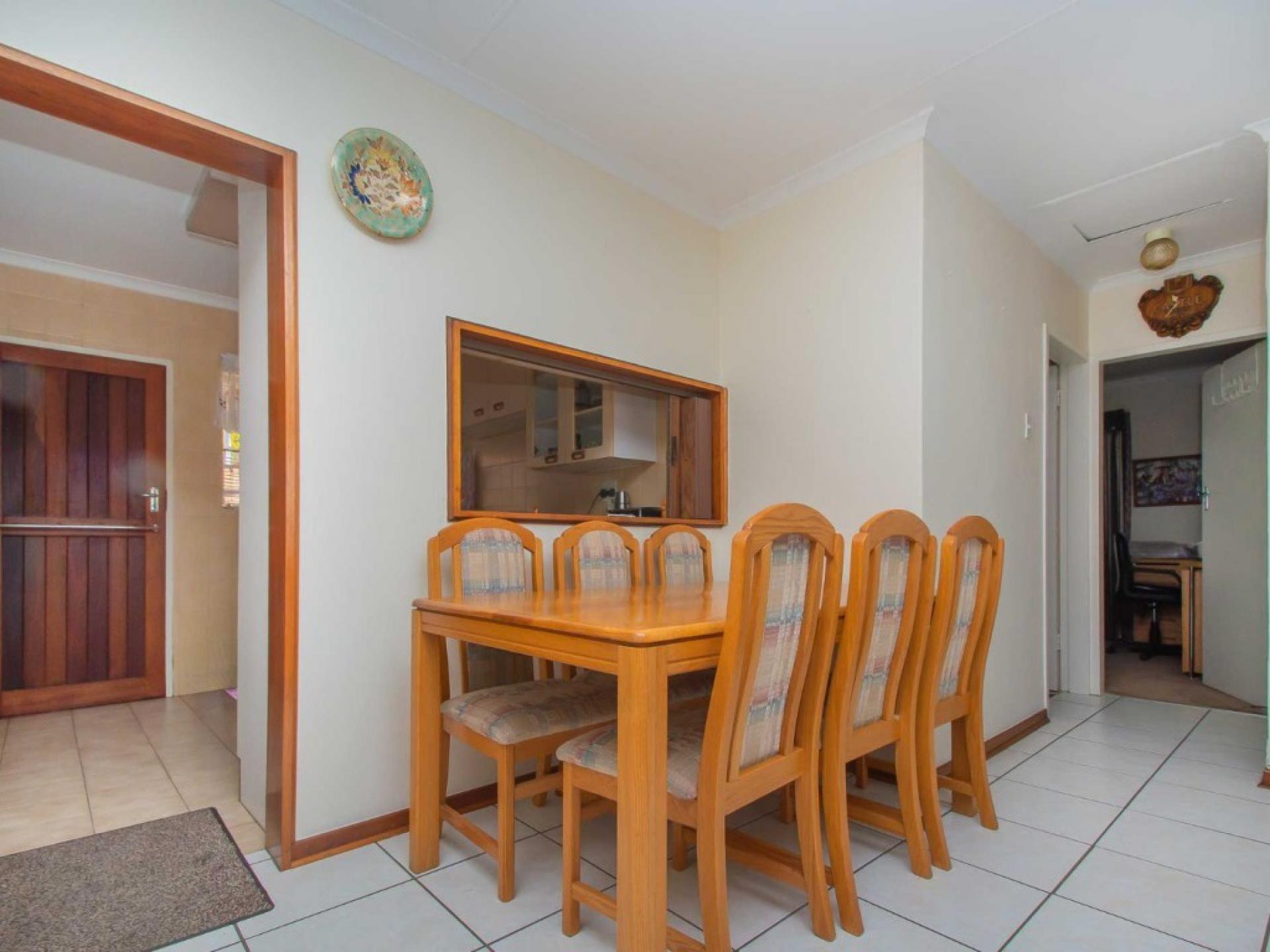  of property in Wilropark