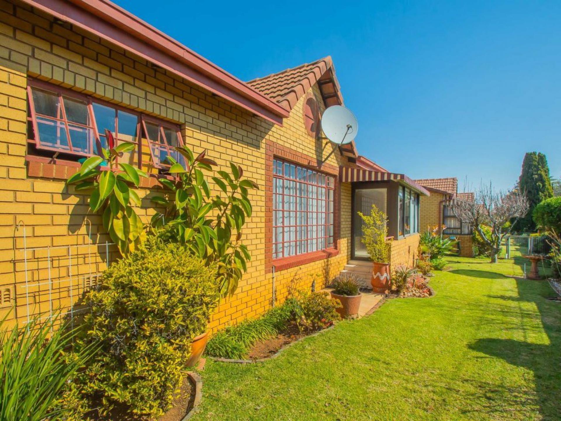  of property in Wilropark