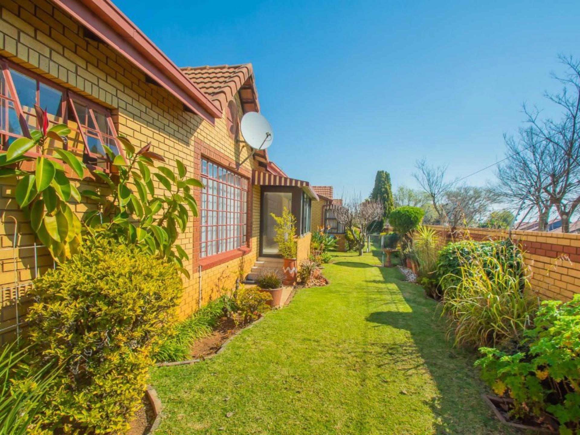  of property in Wilropark