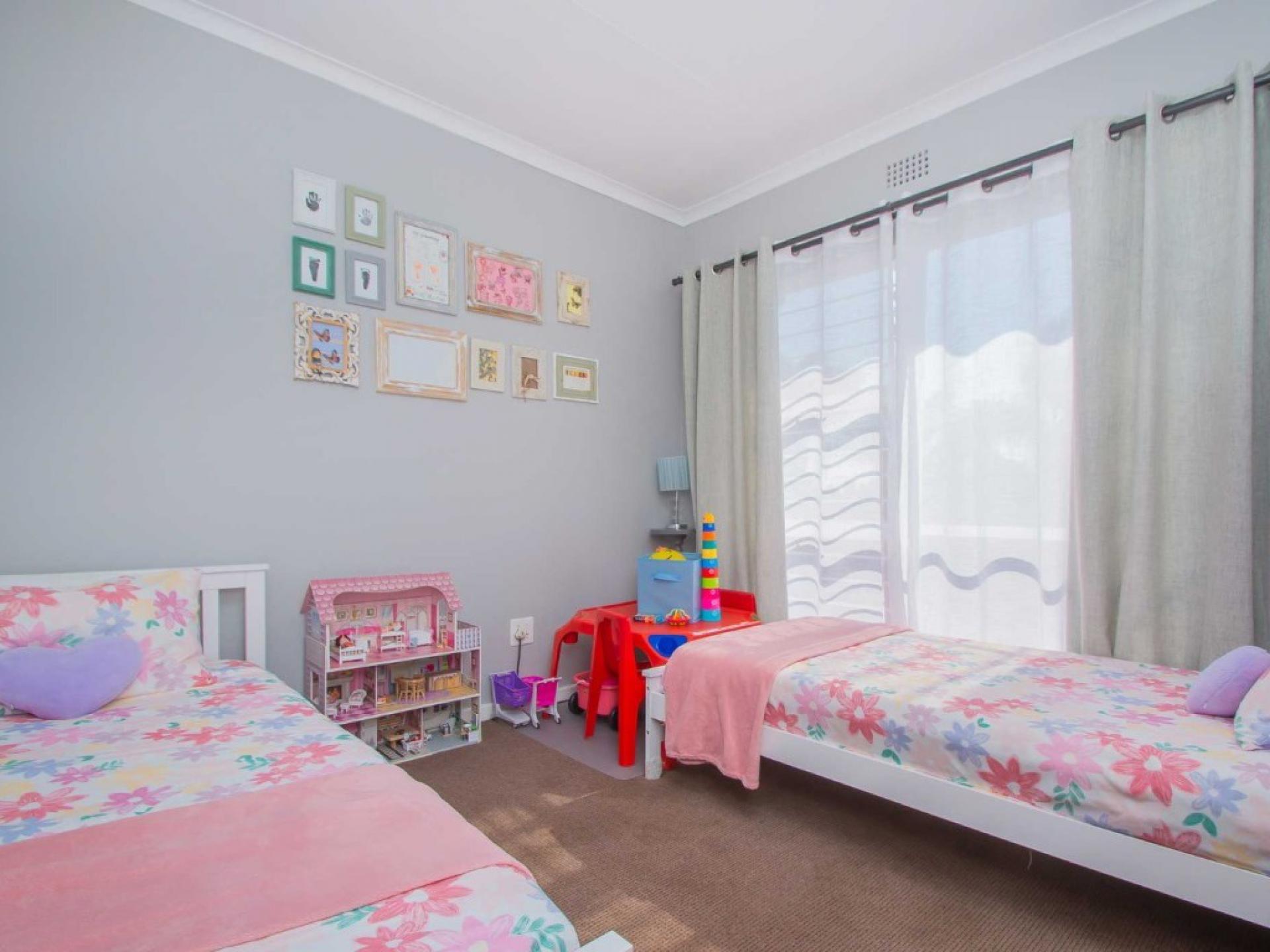  of property in Wilropark
