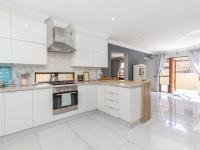  of property in Honeydew Manor