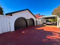  of property in Glenvista