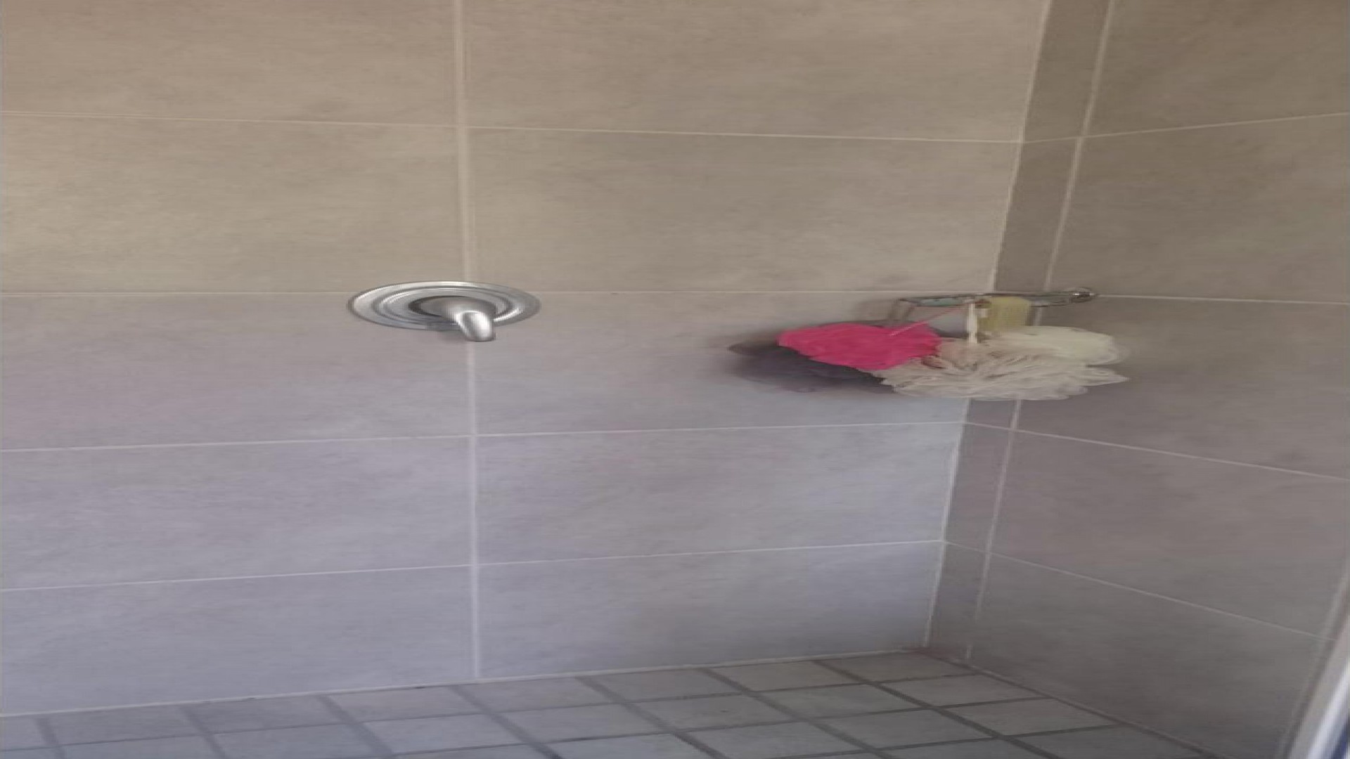 Bathroom 1 of property in Princess A.H.