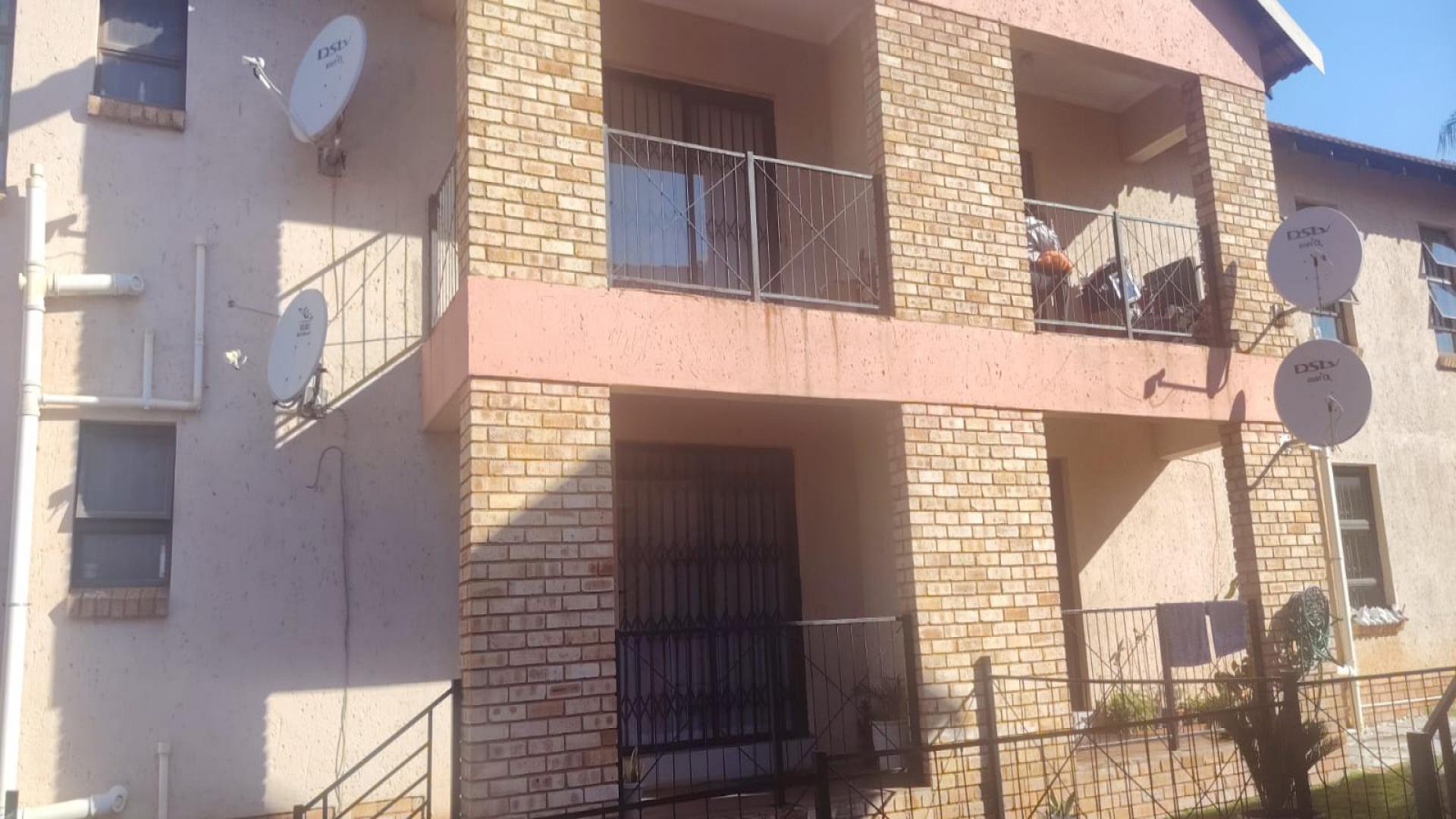 Front View of property in Princess A.H.