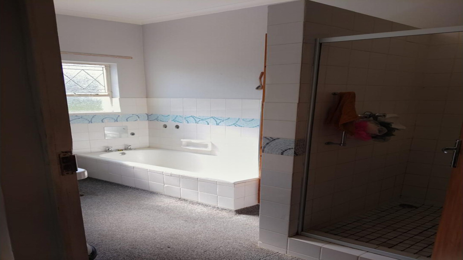 Bathroom 2 of property in Queenstown