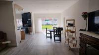 Dining Room of property in Queenstown
