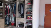 Main Bedroom - 46 square meters of property in Helderwyk Estate