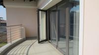 Balcony - 36 square meters of property in Helderwyk Estate