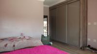 Bed Room 3 - 23 square meters of property in Helderwyk Estate