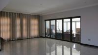 Lounges - 73 square meters of property in Helderwyk Estate