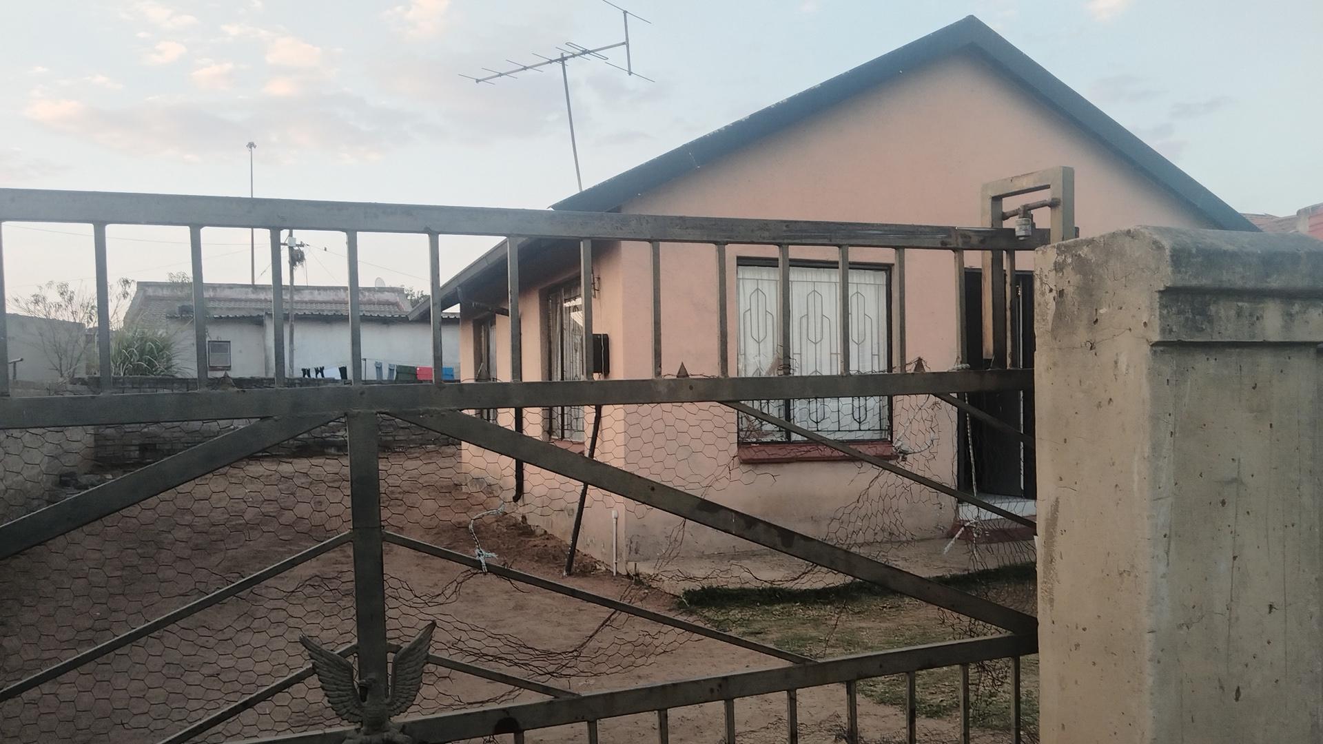 Front View of property in Sebokeng