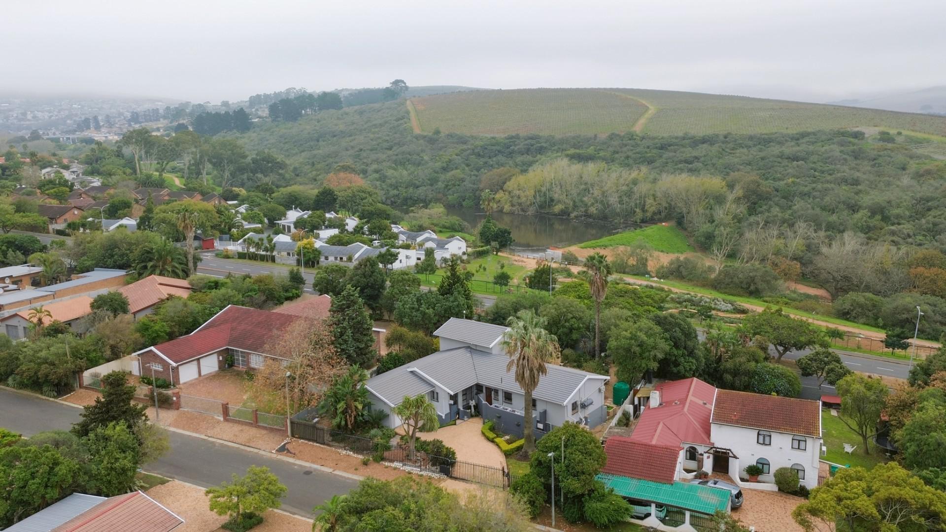  of property in Door de Kraal