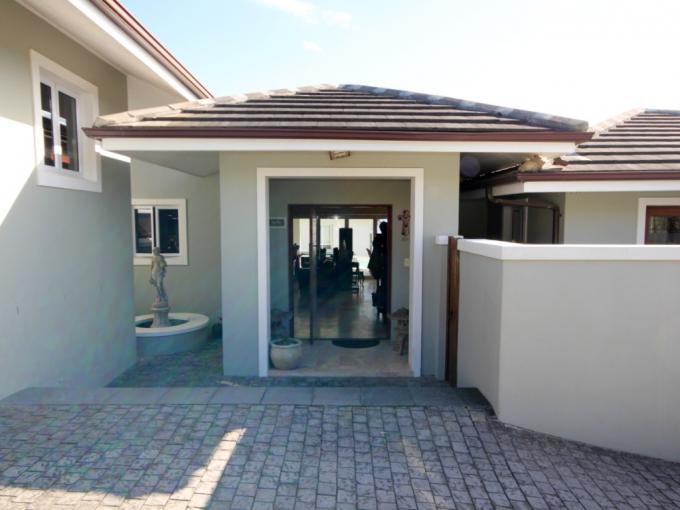 4 Bedroom House for Sale For Sale in Pezula Private Estate - MR718295