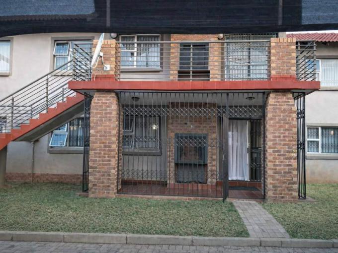 3 Bedroom Simplex for Sale For Sale in Ivy Park - MR718317