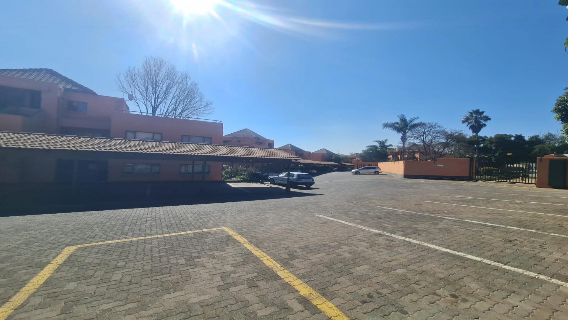 Front View of property in Randpark Ridge