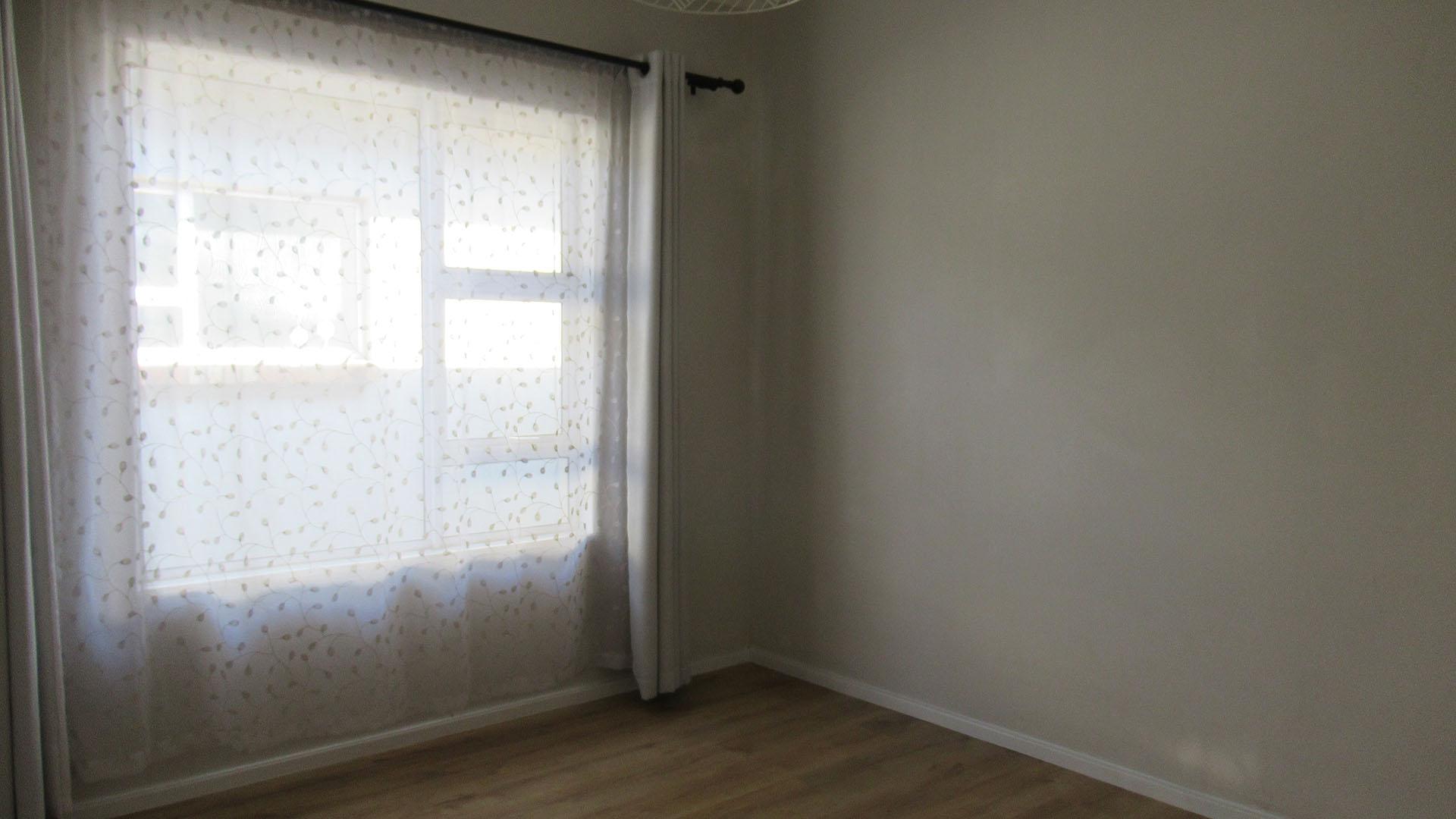 Bed Room 1 - 12 square meters of property in North Riding A.H.