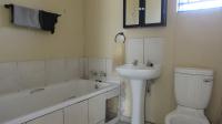 Bathroom 1 - 5 square meters of property in Lufhereng