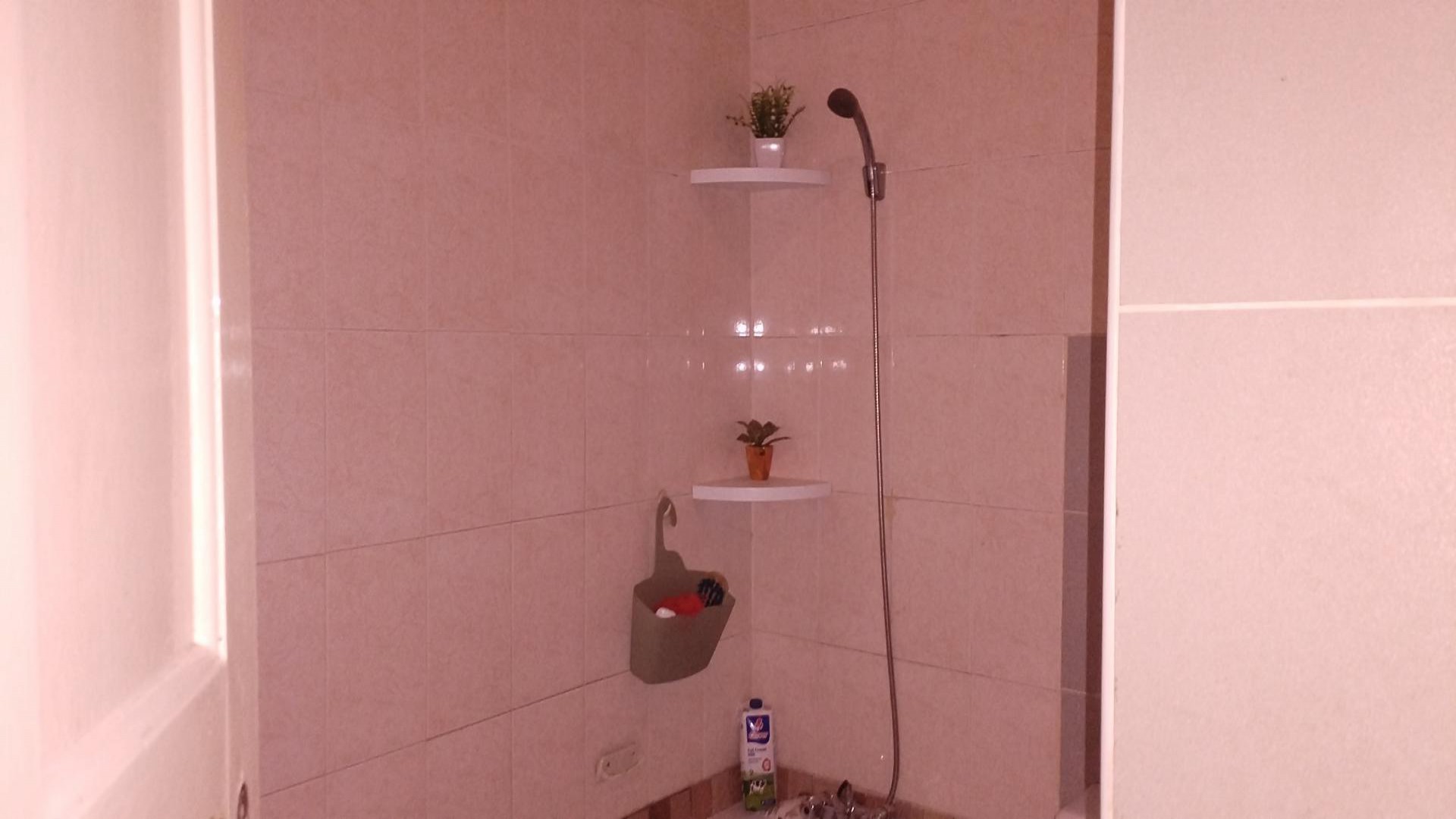 Bathroom 1 of property in Pietermaritzburg (KZN)