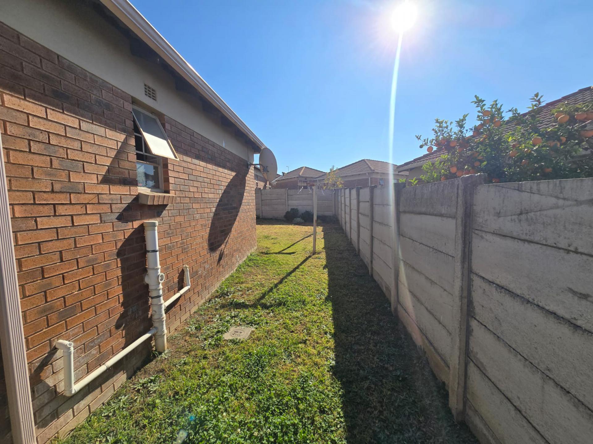  of property in Olievenhoutbos