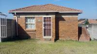 Front View of property in Olievenhoutbos