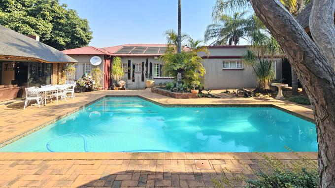 3 Bedroom House for Sale For Sale in Wonderboom South - MR718372