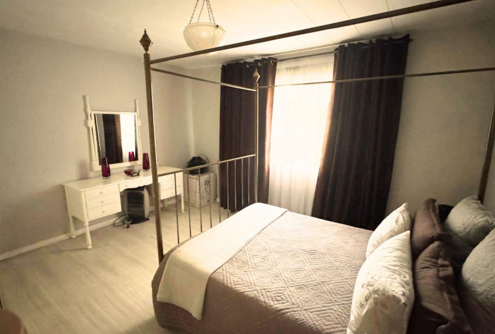  of property in Observatory - JHB