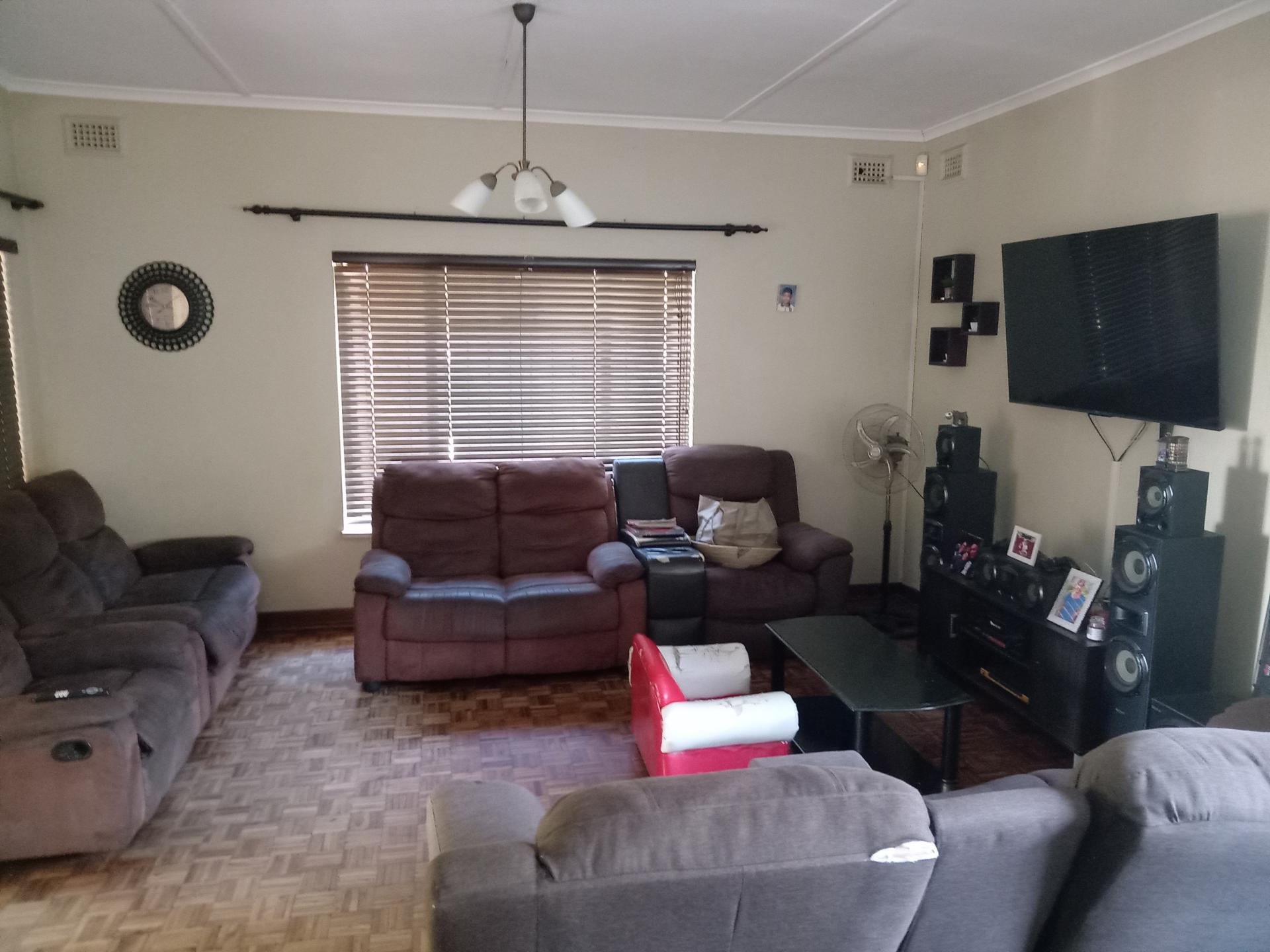  of property in Mandini