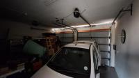 Garage - 44 square meters of property in Riversdale