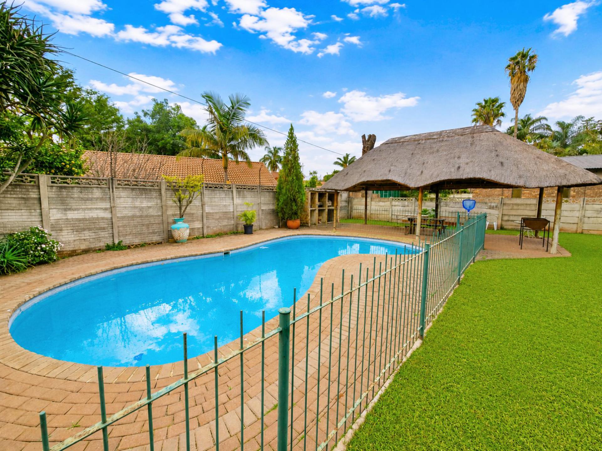  of property in Sinoville