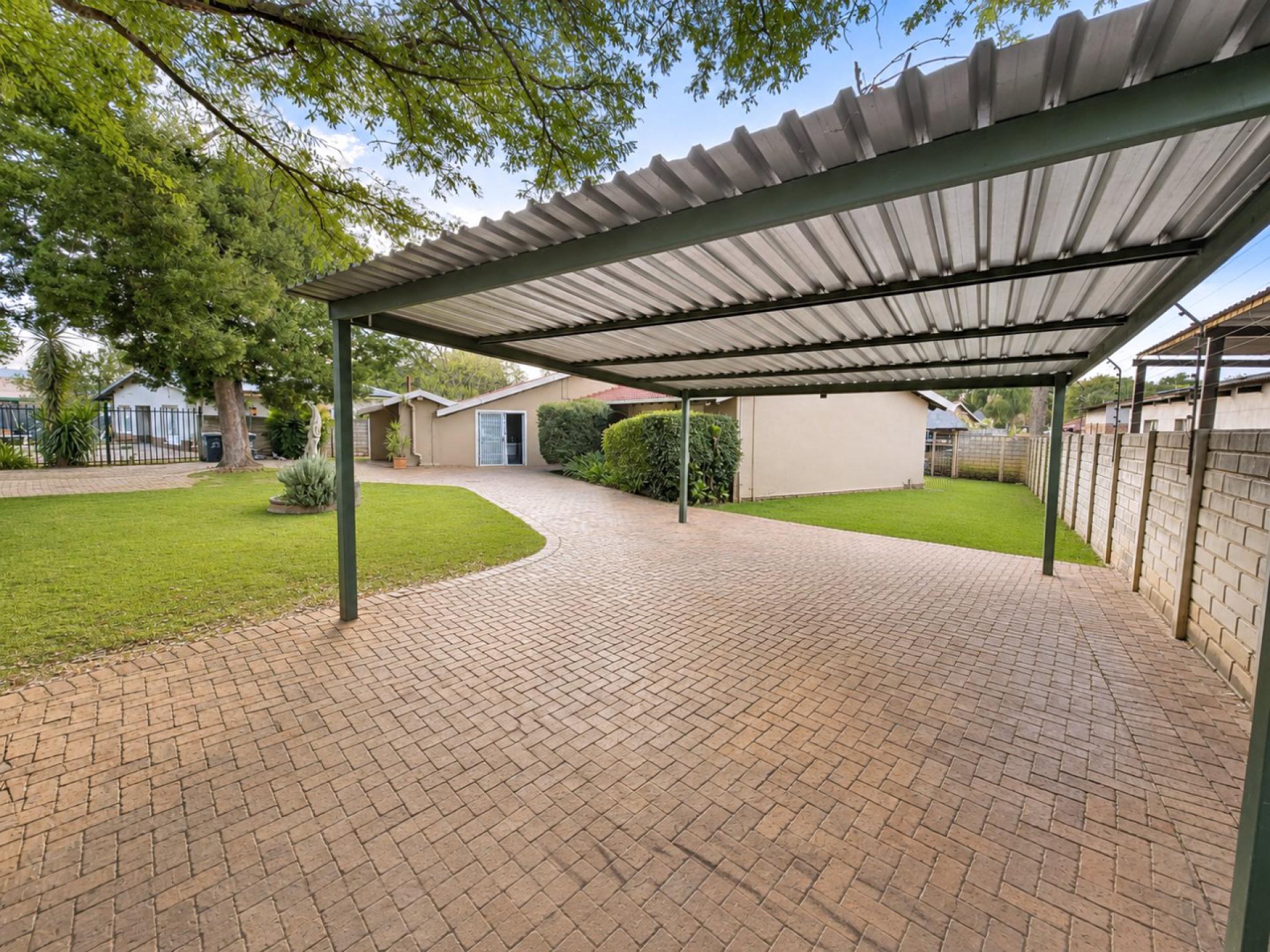  of property in Sinoville