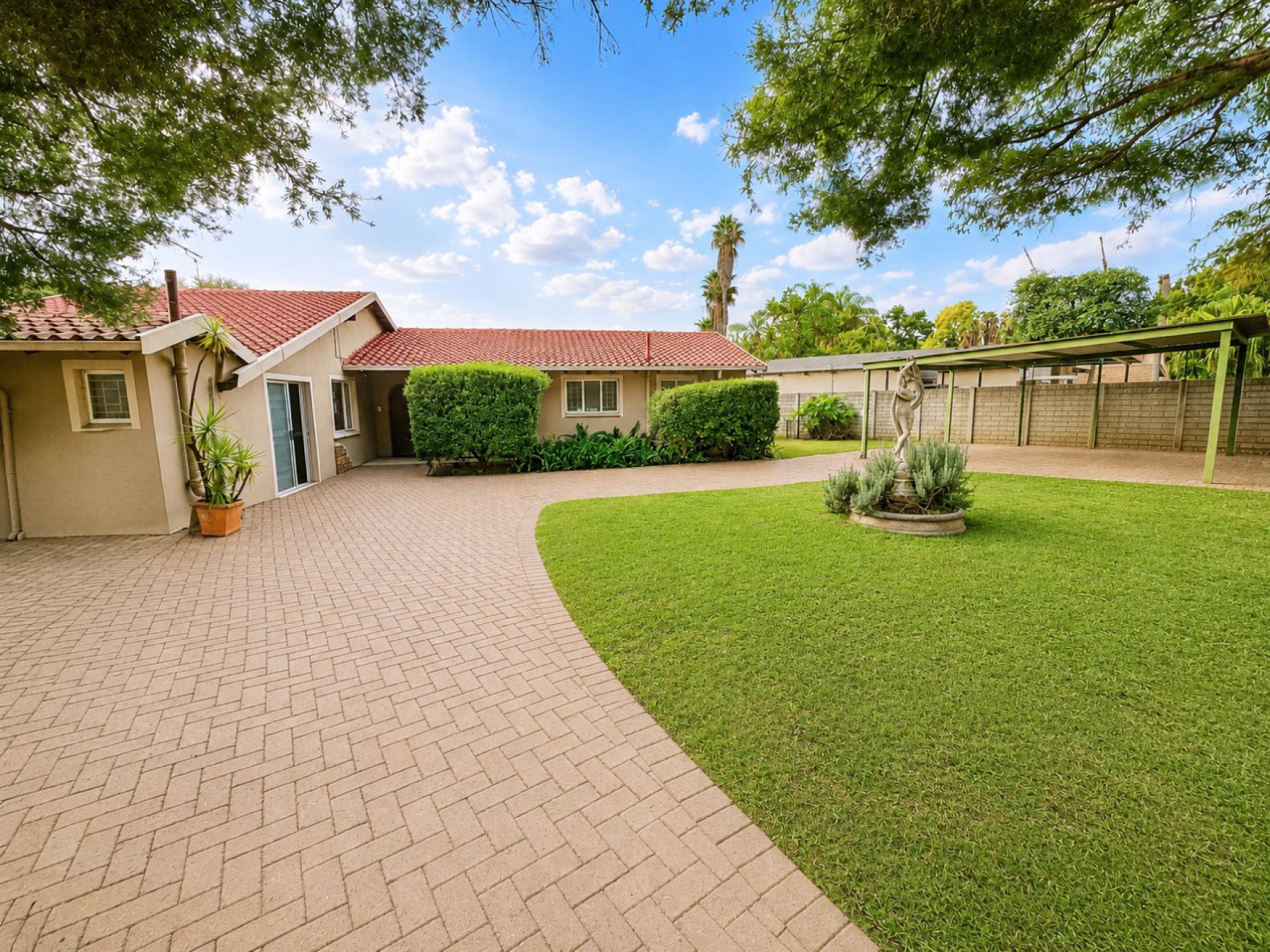  of property in Sinoville