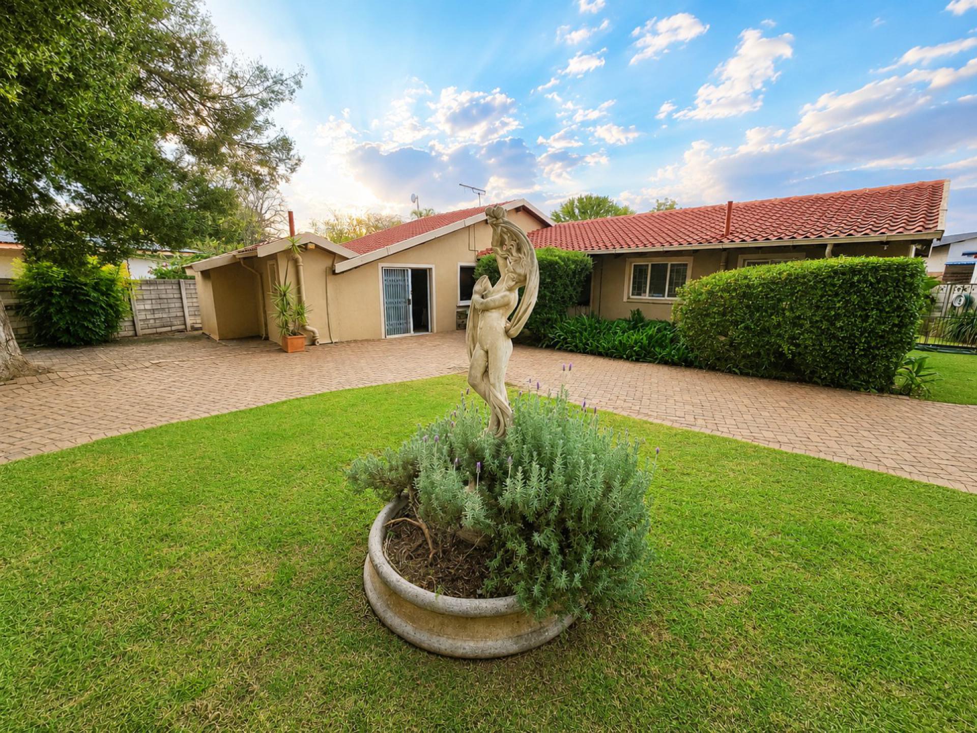  of property in Sinoville