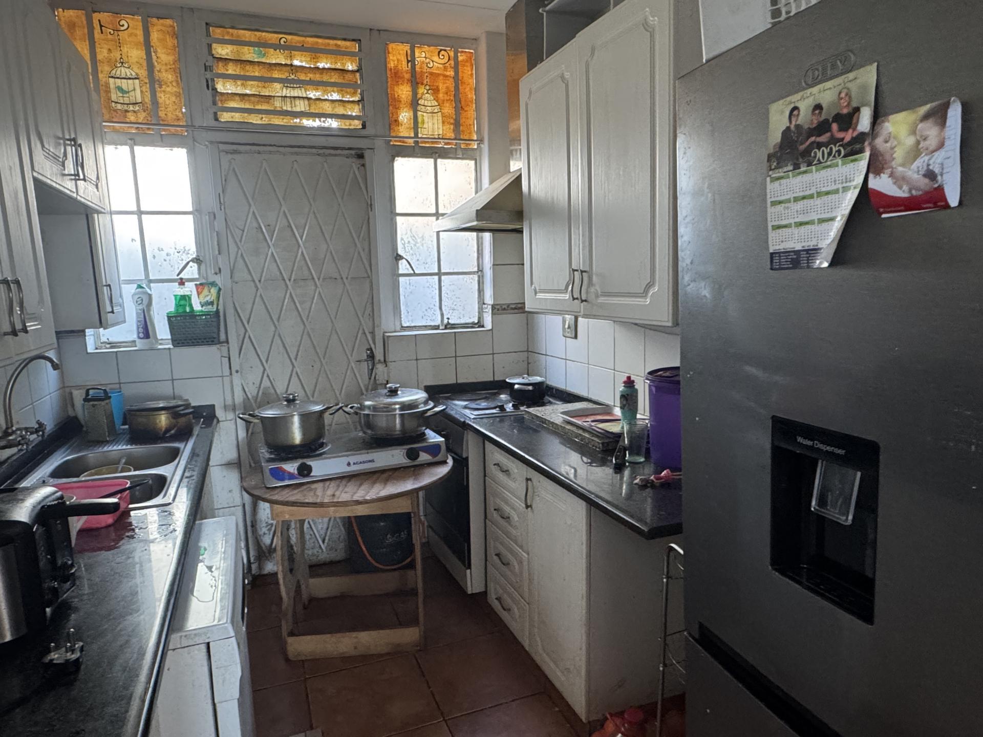 of property in Florida Hills
