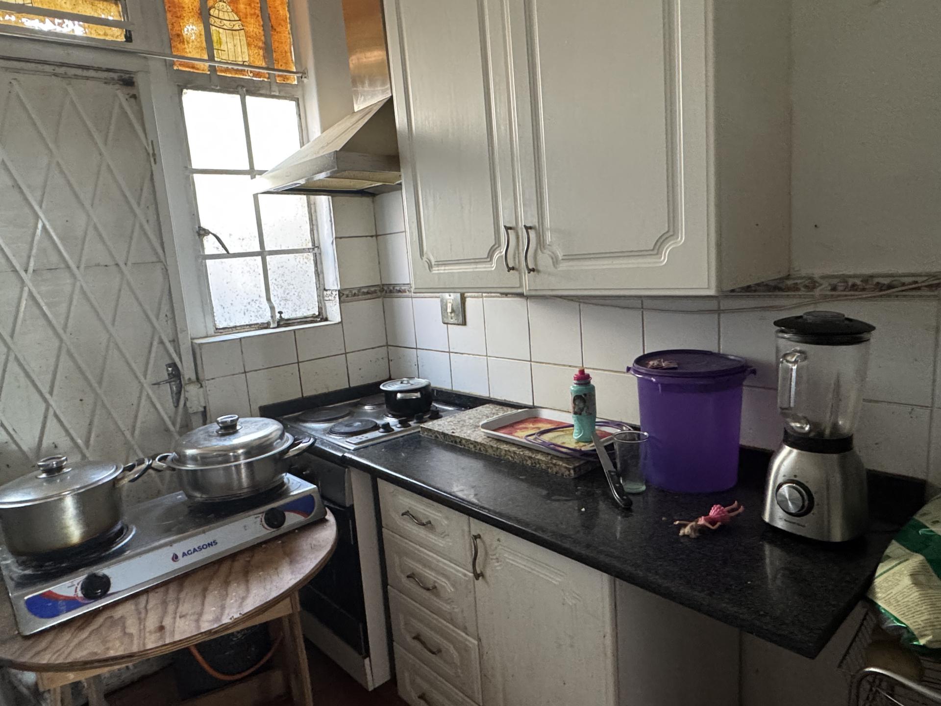  of property in Florida Hills