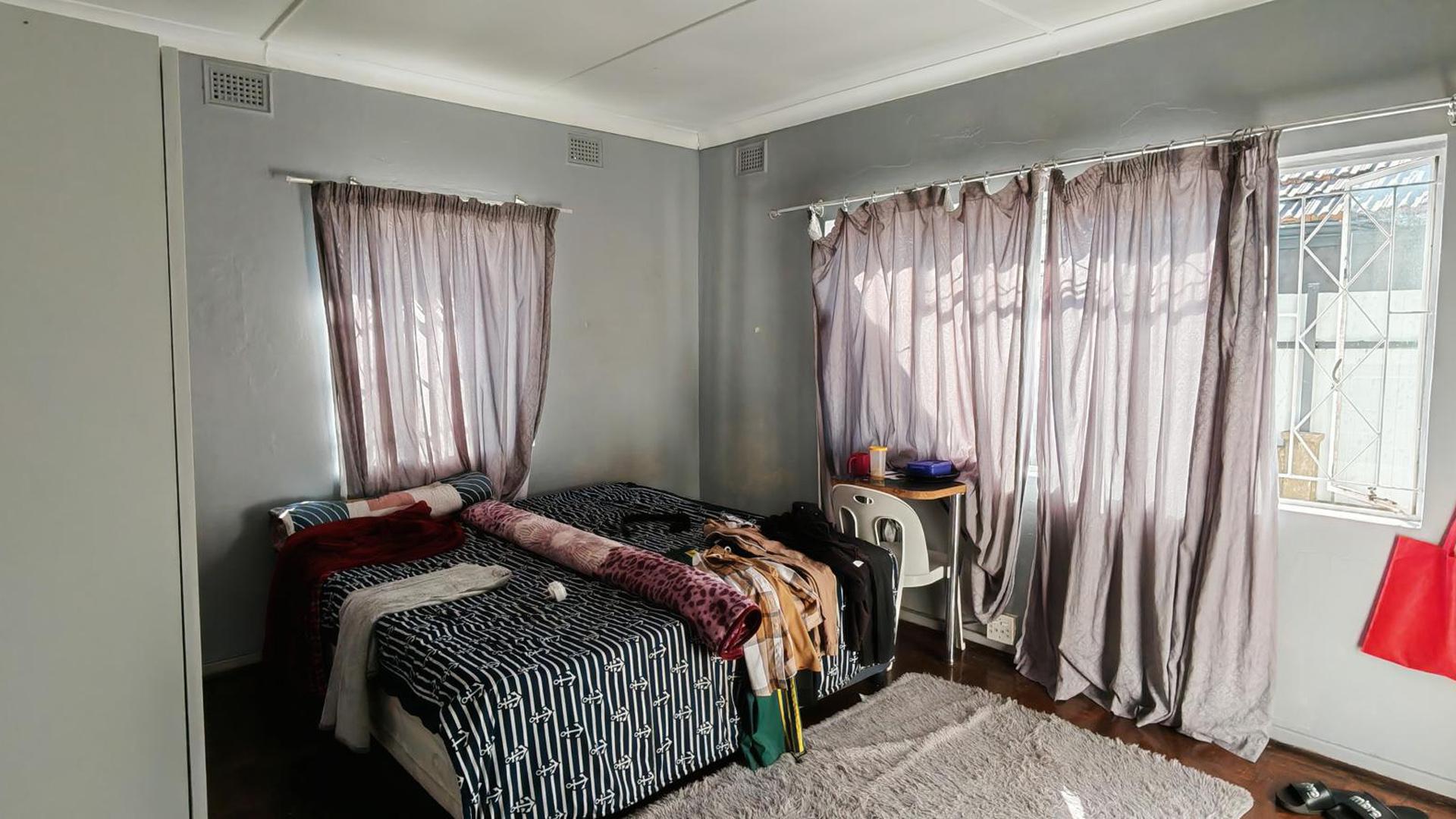 Bed Room 2 of property in Scottsville PMB
