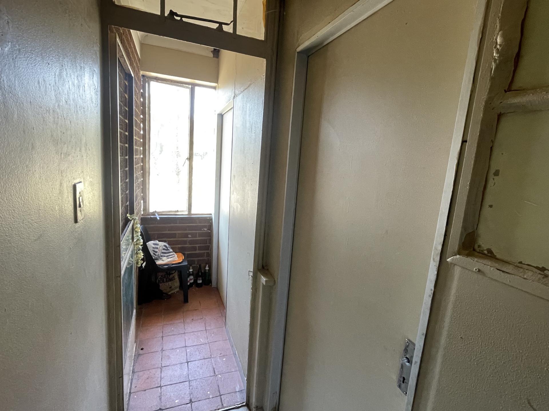  of property in Sunnyside