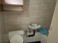  of property in Sunnyside