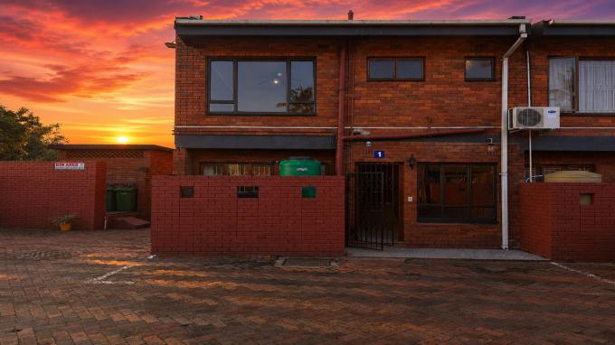 3 Bedroom Sectional Title for Sale For Sale in Tongaat - Private Sale - MR718432