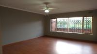 Bed Room 2 of property in Tongaat