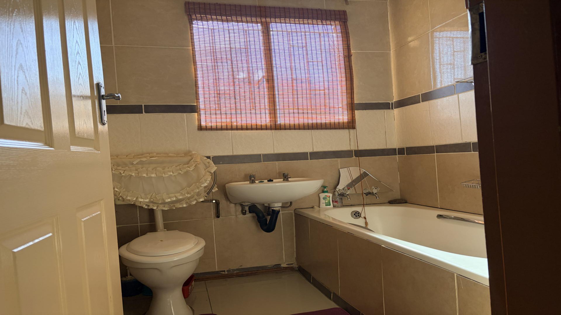 Bathroom 1 of property in Soshanguve