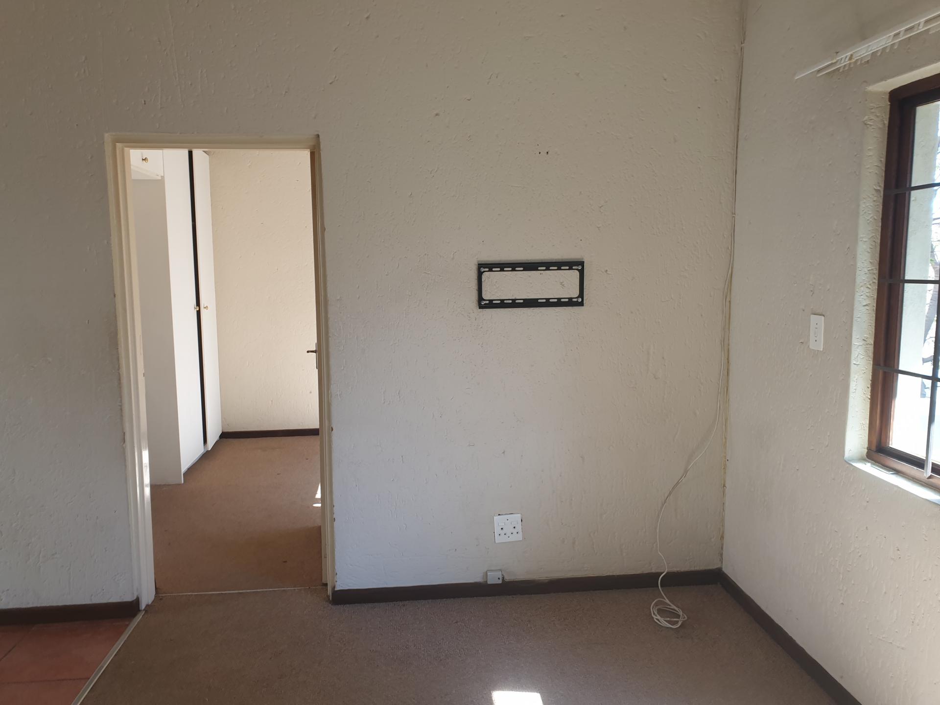  of property in Paulshof